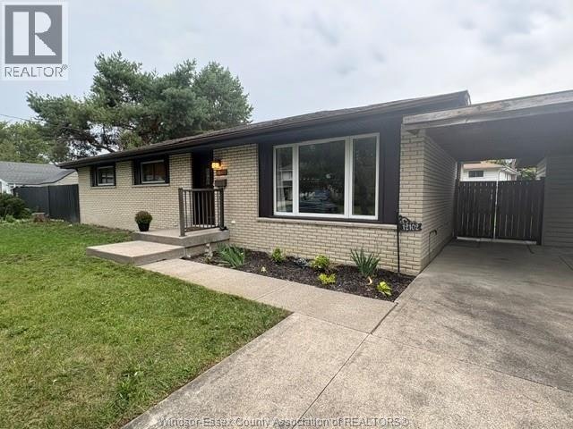 12102 Evergreen Drive, Tecumseh, ON, N8N 1G9 - 4