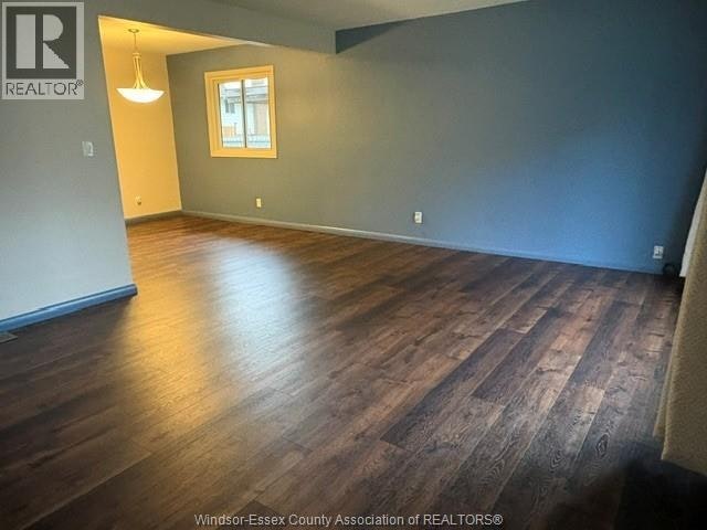 12102 Evergreen Drive, Tecumseh, ON, N8N 1G9 - 12