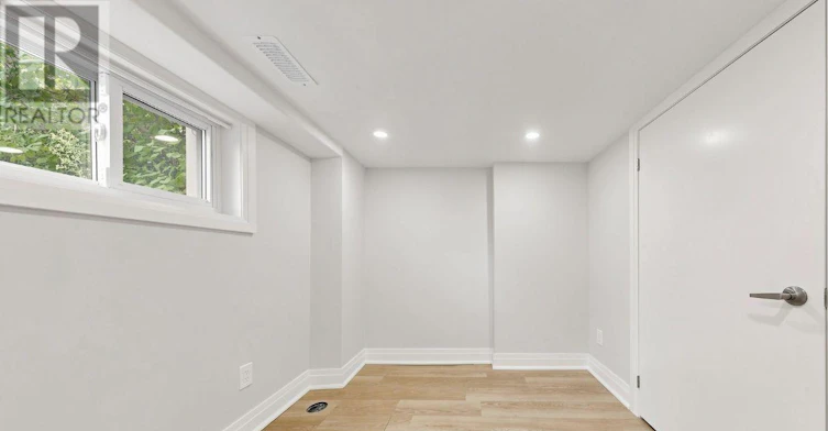 BSMT-9 Lesmount Avenue, Toronto, ON, M4J 3V5 - 9