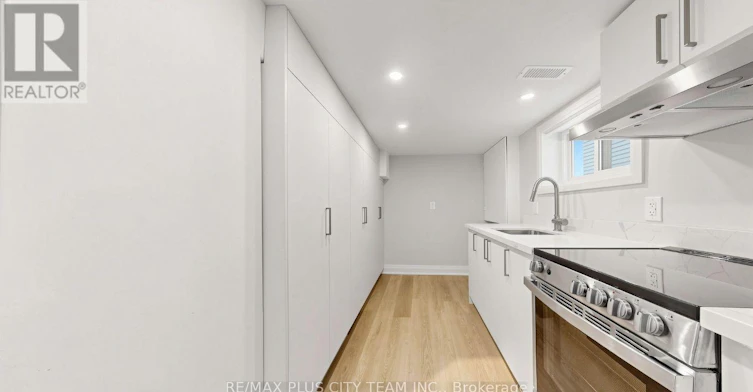 BSMT-9 Lesmount Avenue, Toronto, ON, M4J 3V5 - 10