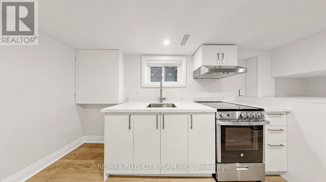 BSMT-9 Lesmount Avenue, Toronto, ON, M4J 3V5 - 11