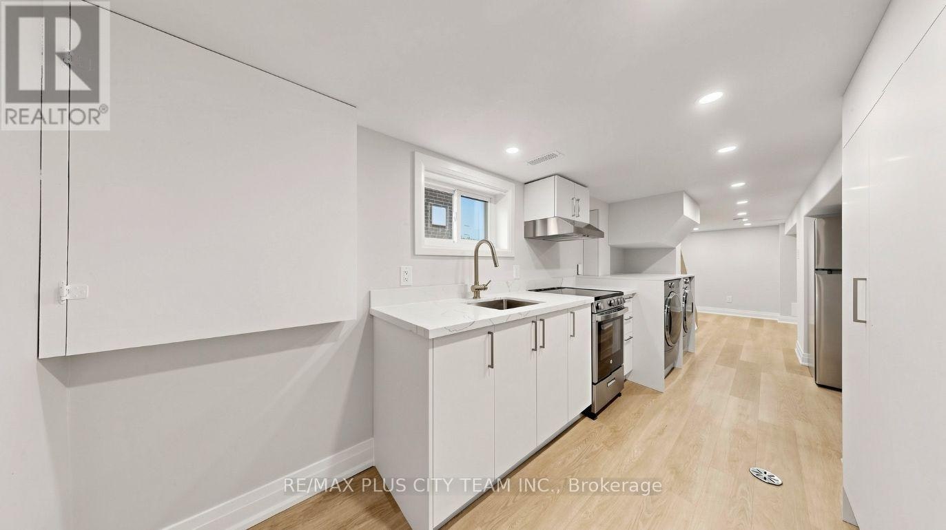 BSMT-9 Lesmount Avenue, Toronto, ON, M4J 3V5 - 12