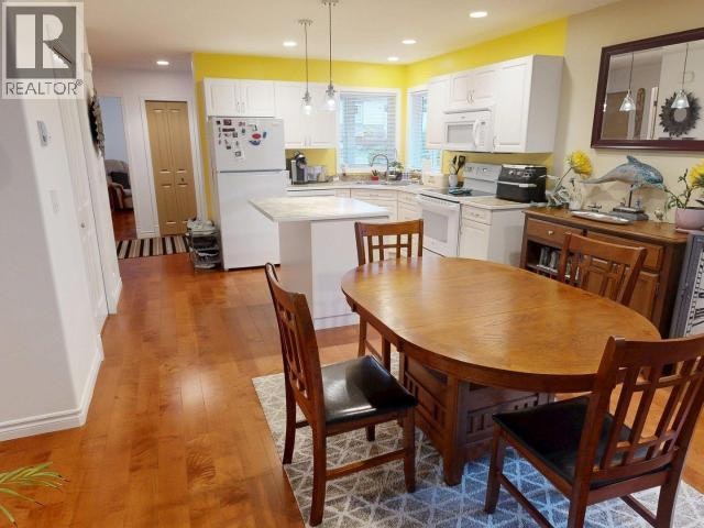 24-4415 Manson Avenue, Powell River, BC, V8A 0A5 - 7