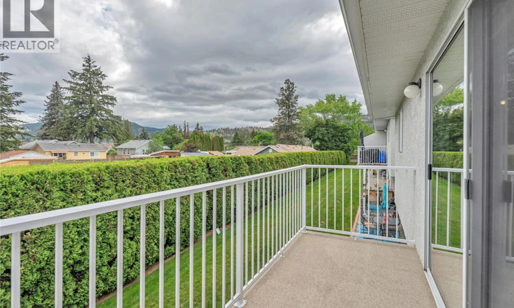 7-14615 Victoria Road
