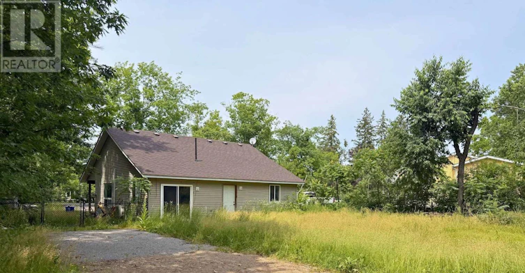 2 Oakwood Drive, Kawartha Lakes, ON, K0M 1N0 - 2