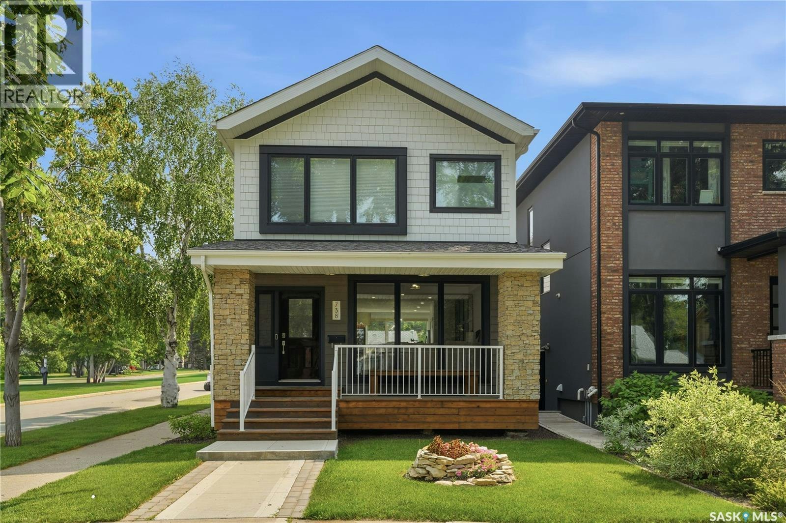 738 Main Street, Saskatoon, SK, S7H 0K1