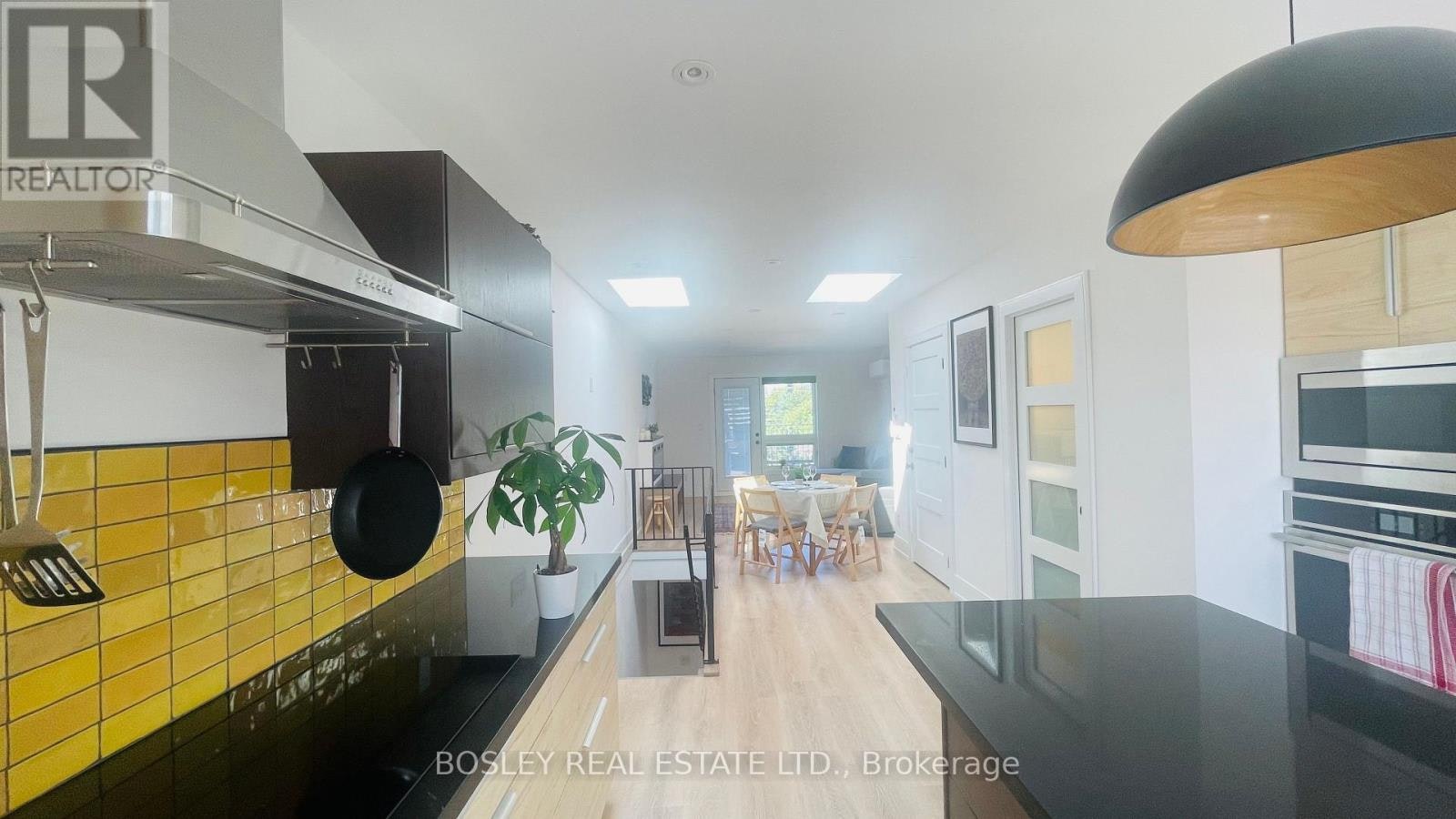 UPPER-317 O'connor Drive, Toronto, ON, M4J 2V1 - 17