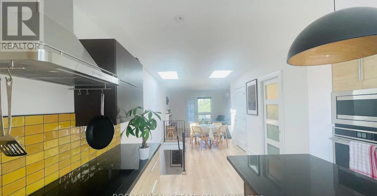 UPPER-317 O'connor Drive, Toronto, ON, M4J 2V1 - 17