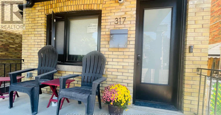 UPPER-317 O'connor Drive, Toronto, ON, M4J 2V1 - 2
