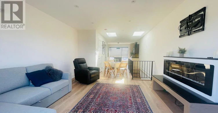 UPPER-317 O'connor Drive, Toronto, ON, M4J 2V1 - 23