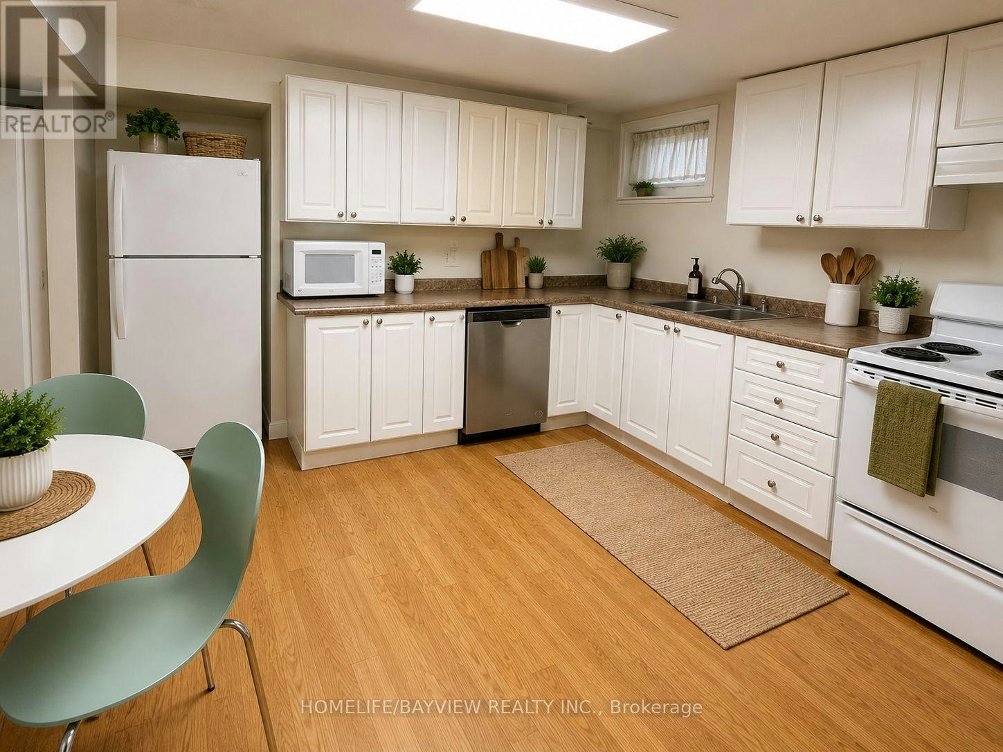 338 Lorne(lower Level Avenue, Newmarket, ON, L3Y 4K7 - 7