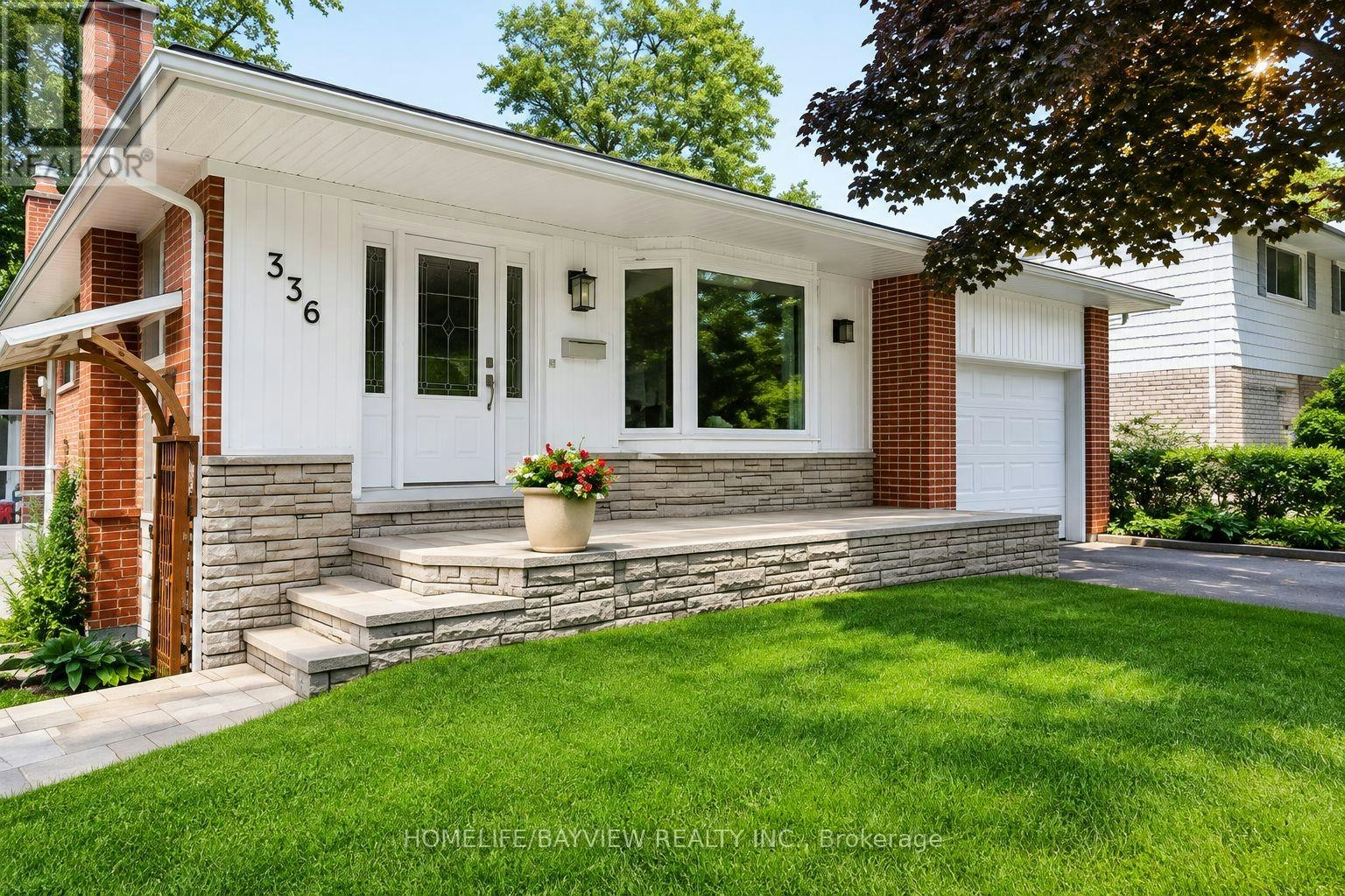 338 Lorne(lower Level Avenue, Newmarket, ON, L3Y 4K7