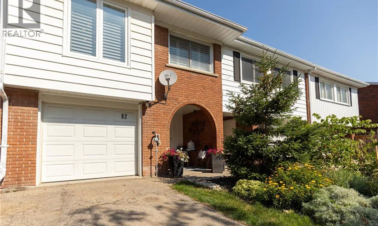 82 Overlea Drive