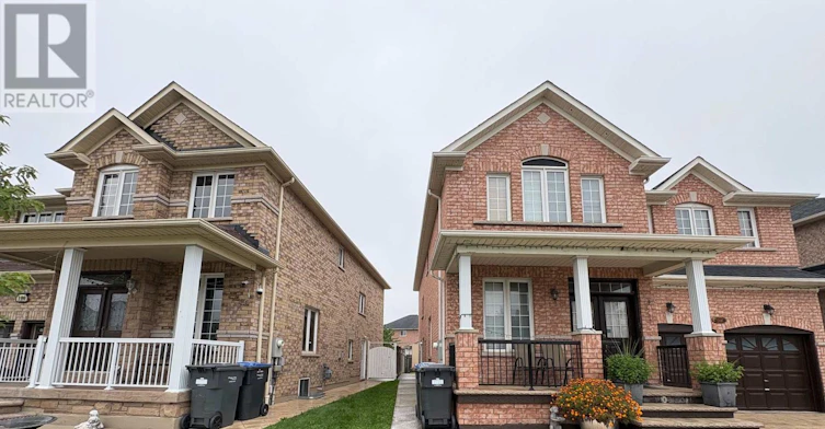 102 Earlsbridge Boulevard, Brampton, ON, L7A 3W7 - 2