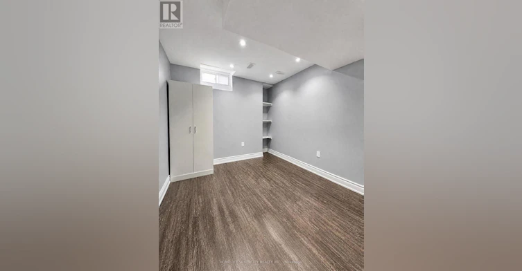 102 Earlsbridge Boulevard, Brampton, ON, L7A 3W7 - 8