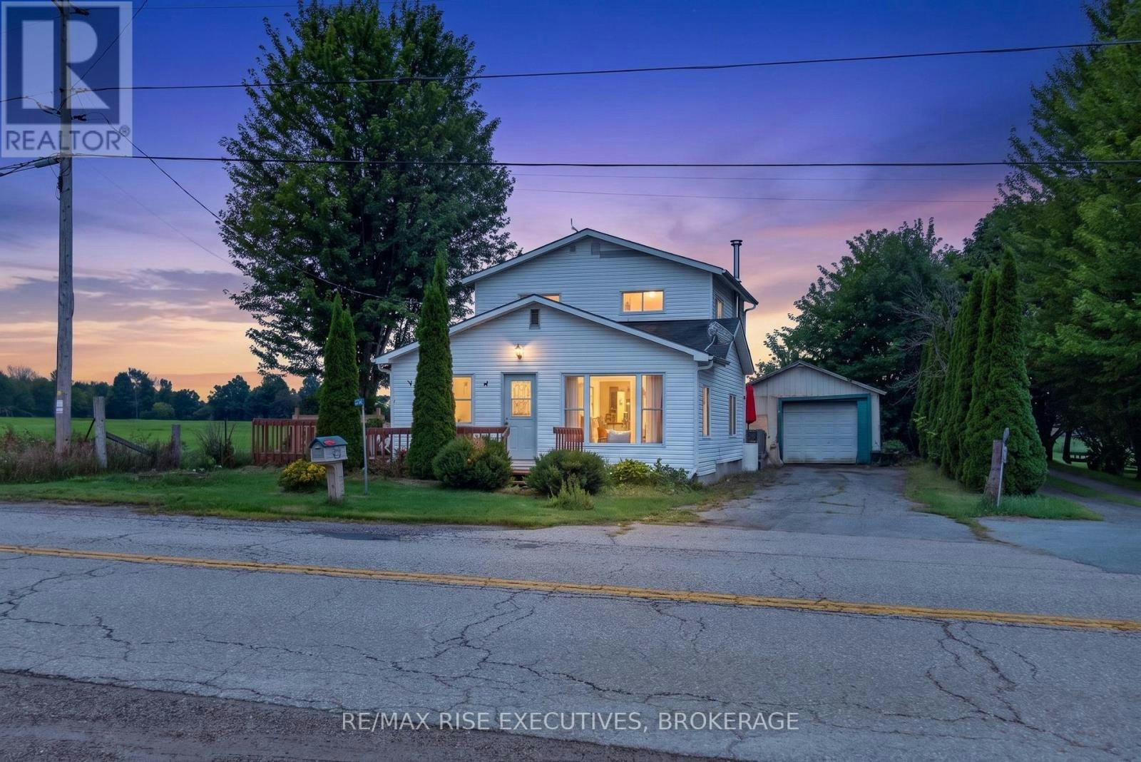 463 Station Road, Leeds and the Thousand Islands, ON, K7G 2V3