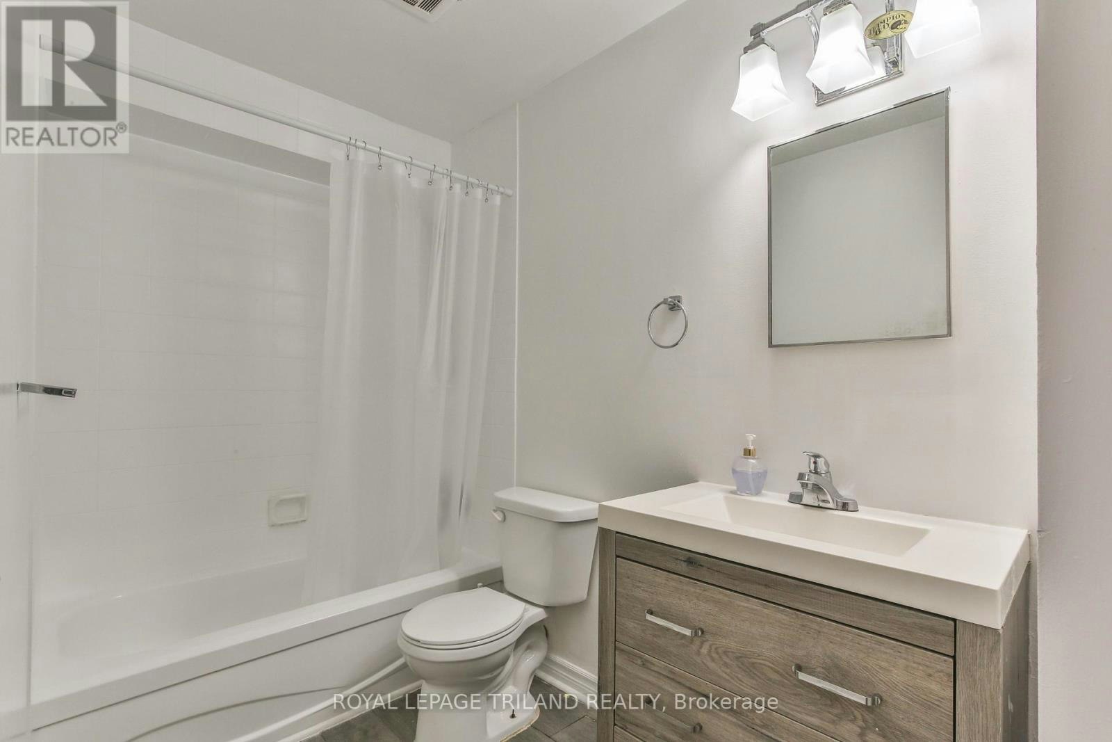 31-1096 Jalna Boulevard, London, ON, N6E 3B8 - 17
