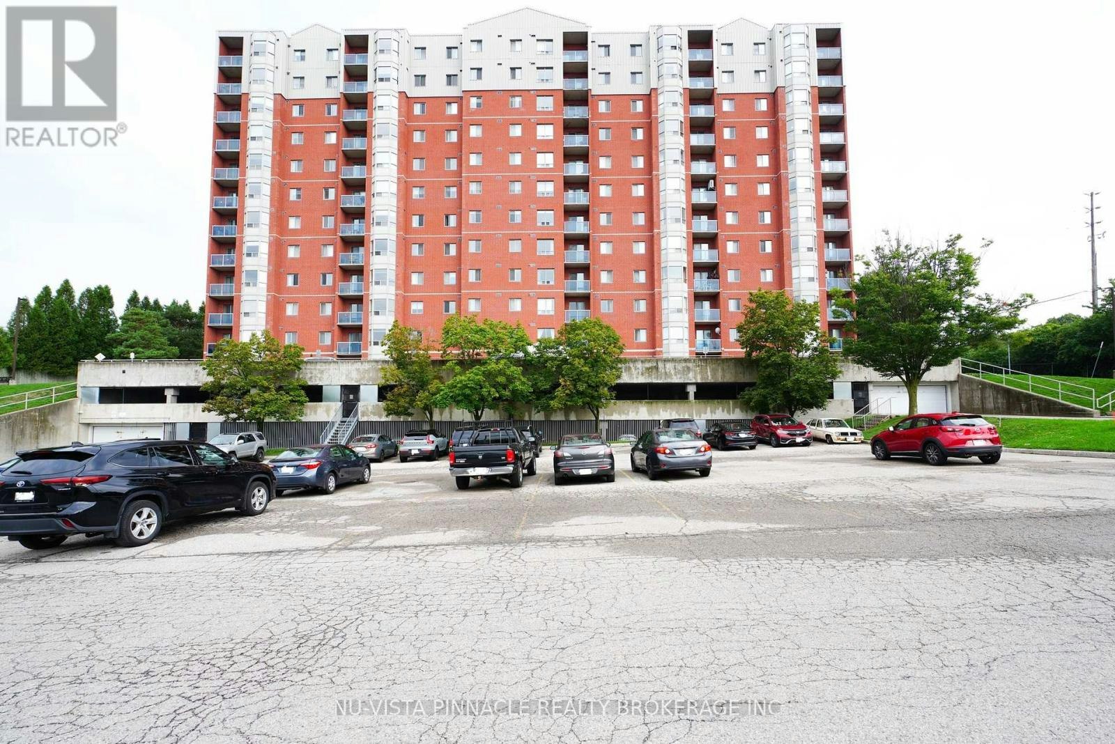 406-30 Chapman Court, London, ON, N6G 4Y4