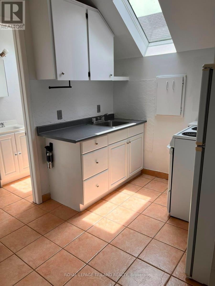 2-31 Orchard Street, London, ON, N6J 2R4 - 7