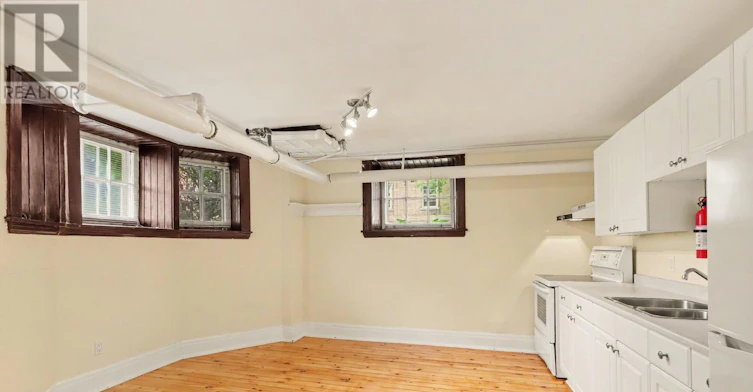 13-413 Elgin Street, Ottawa, ON, K2P 1N4 - 8