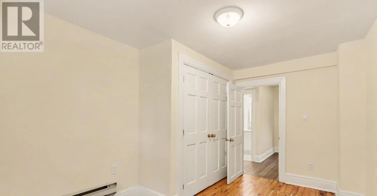 13-413 Elgin Street, Ottawa, ON, K2P 1N4 - 13