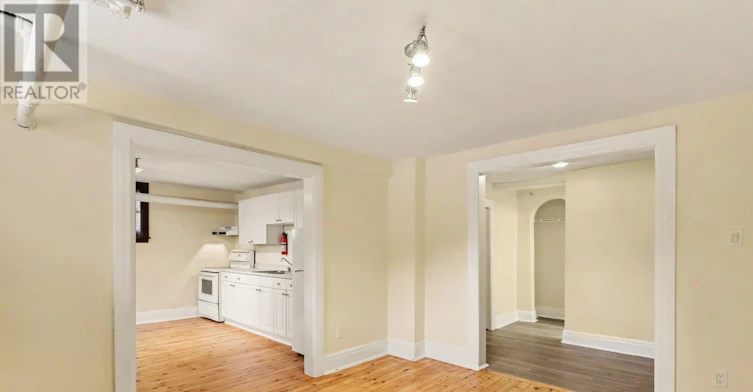13-413 Elgin Street, Ottawa, ON, K2P 1N4 - 6