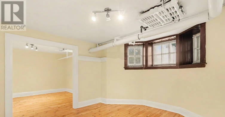 13-413 Elgin Street, Ottawa, ON, K2P 1N4 - 9