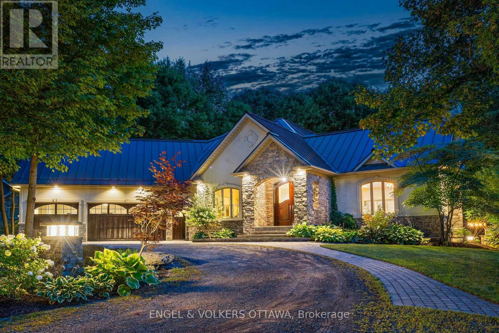 6 Marchvale Drive, Ottawa, ON, K2W 1C2