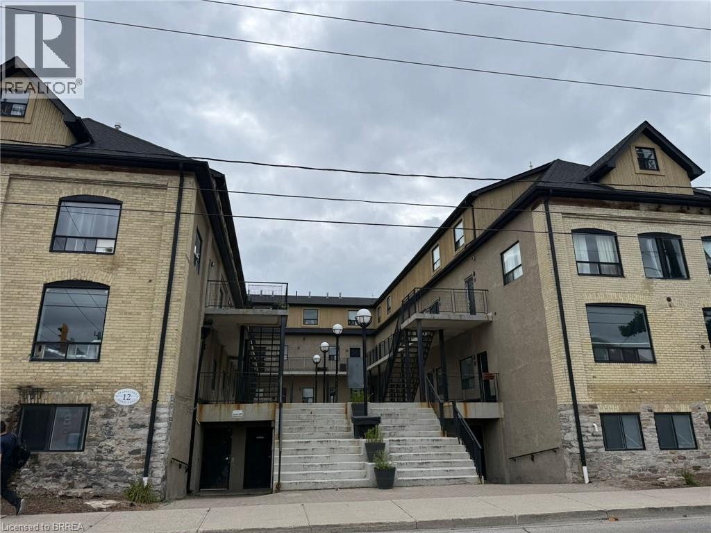 18-12 Bridgeport Road E, Waterloo, ON, N2J 2J3