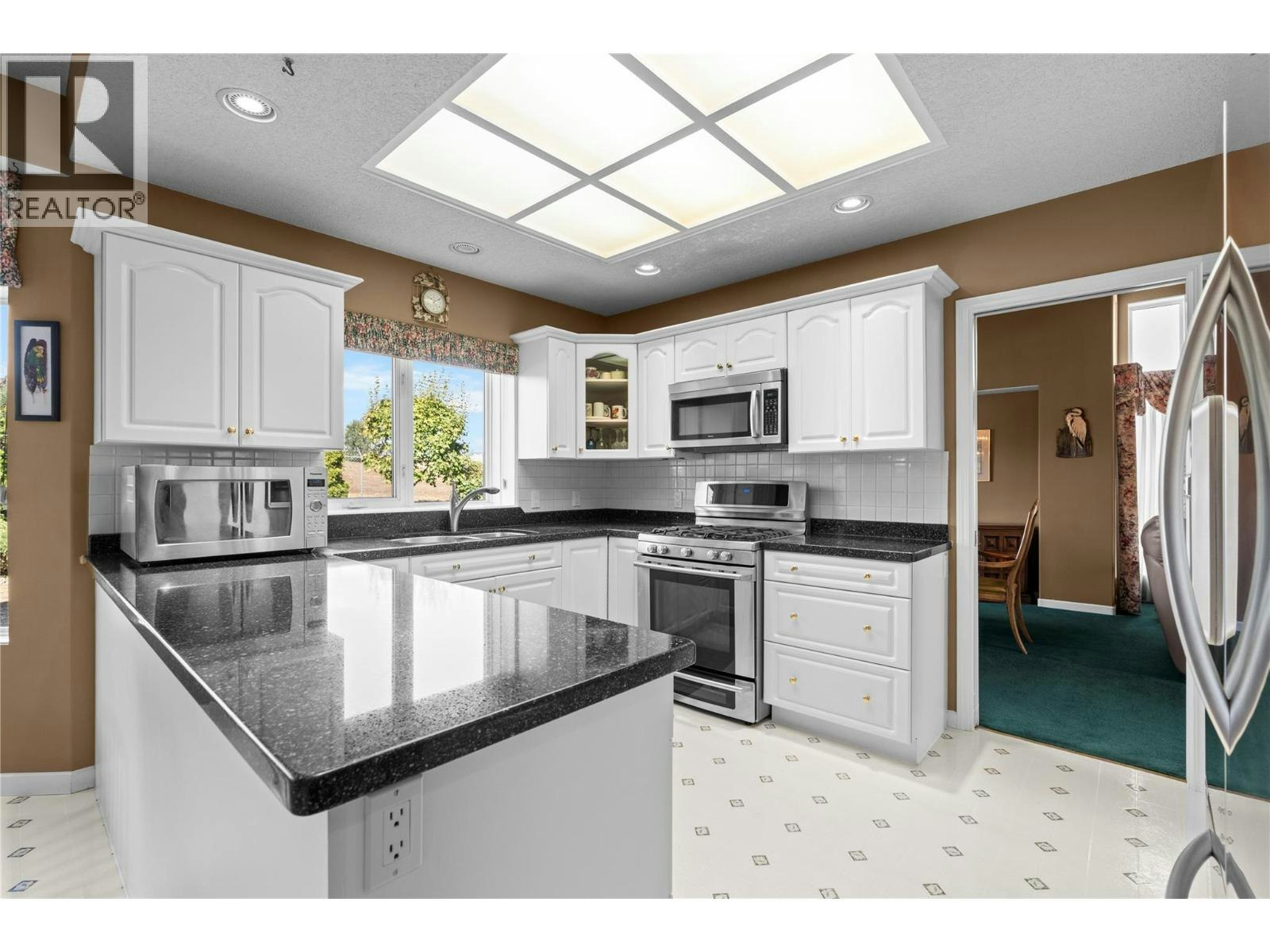 216 Country Estate Drive, Vernon, BC, V1B 2V2 - 7
