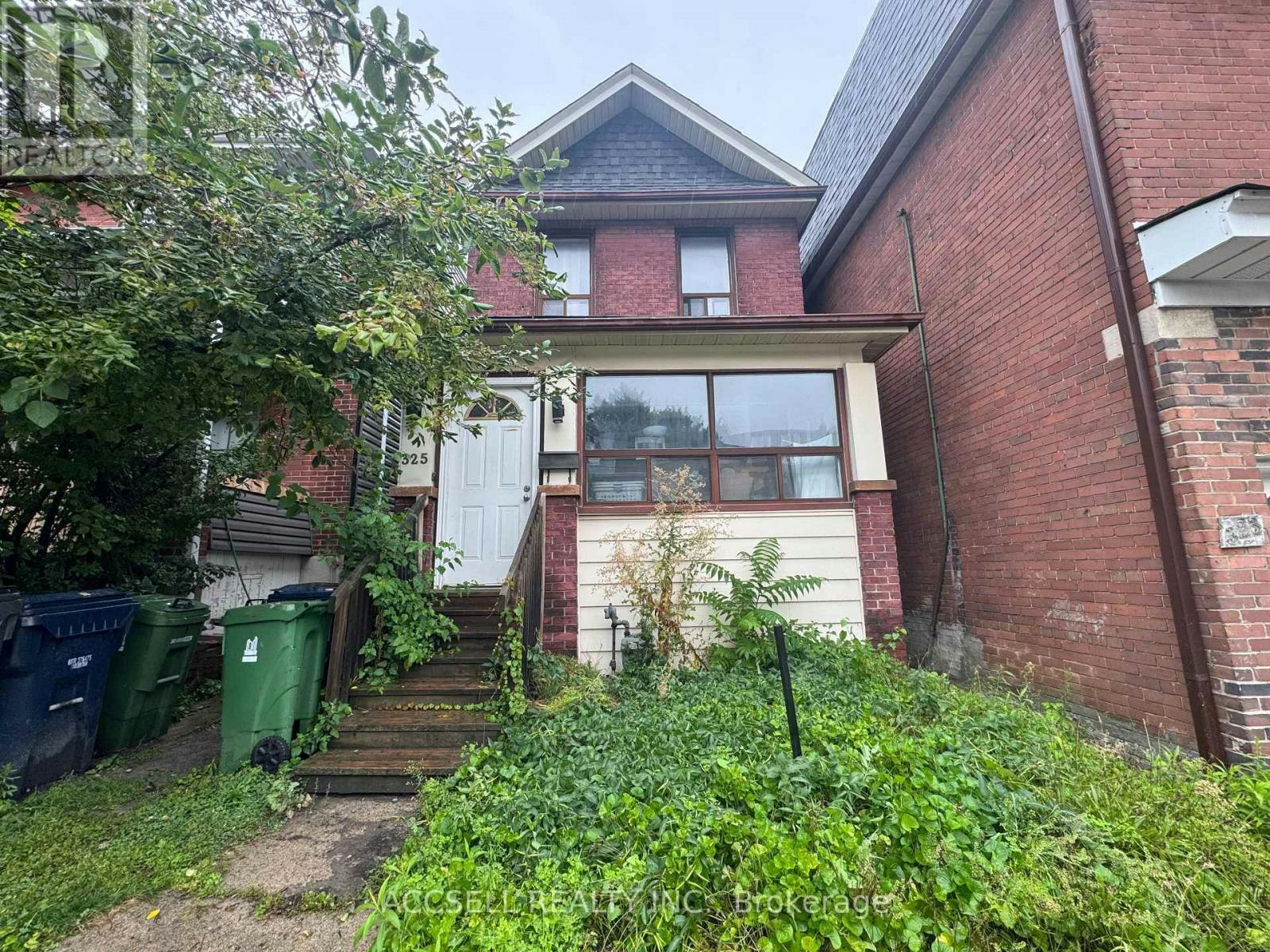 325 Greenwood Avenue, Toronto, ON, M4L 2R6