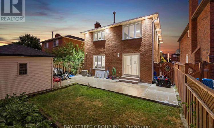 34 Lamp Crescent