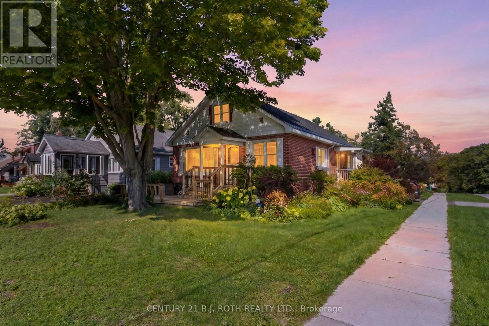 328 Colborne Street W, Orillia, ON, L3V 3A3