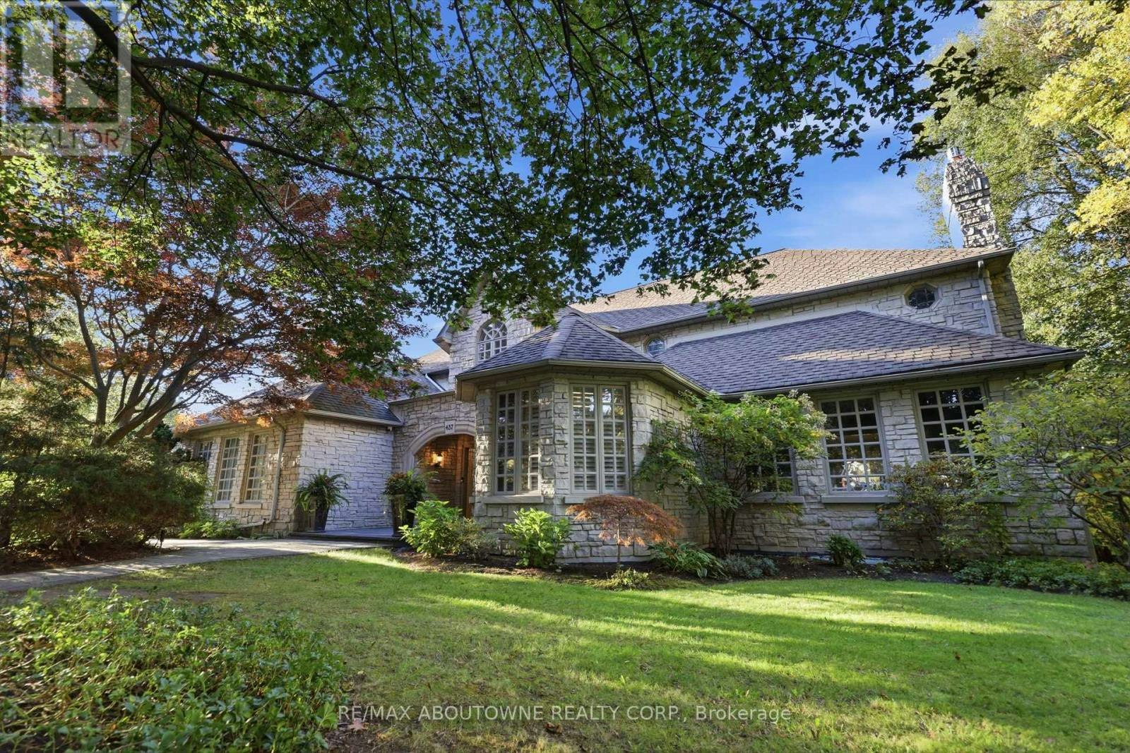 437 Cairncroft Road, Oakville, ON, L6J 4N1