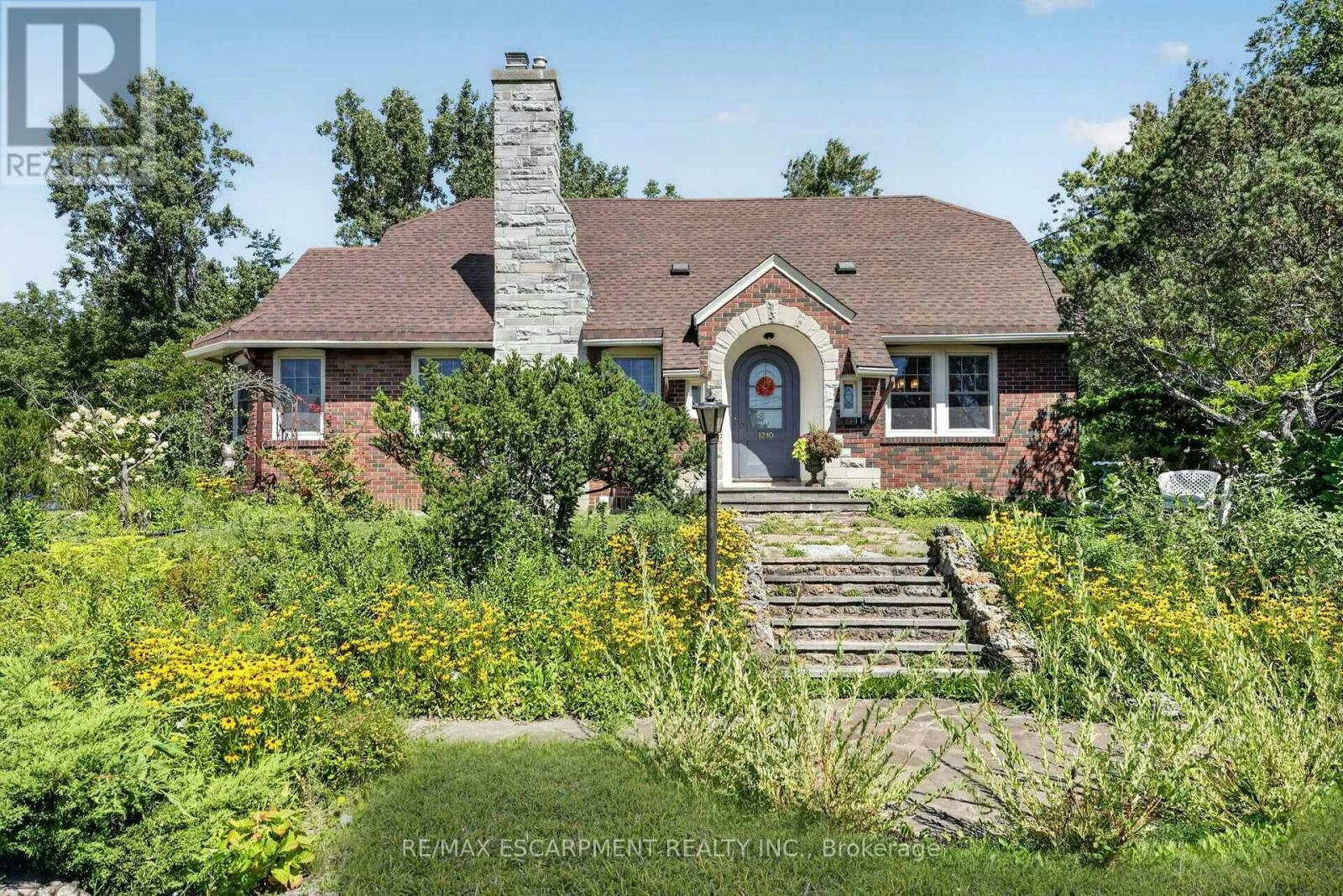 1210 Garrison Road, Fort Erie, ON, L2A 1P1