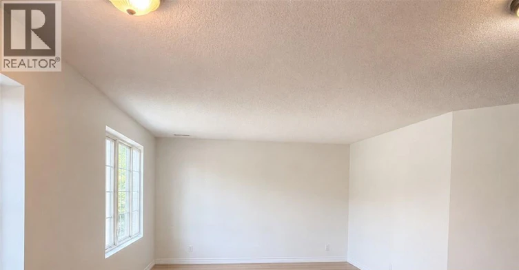 2-124 King Street N, Waterloo, ON, N2J 2X8 - 6
