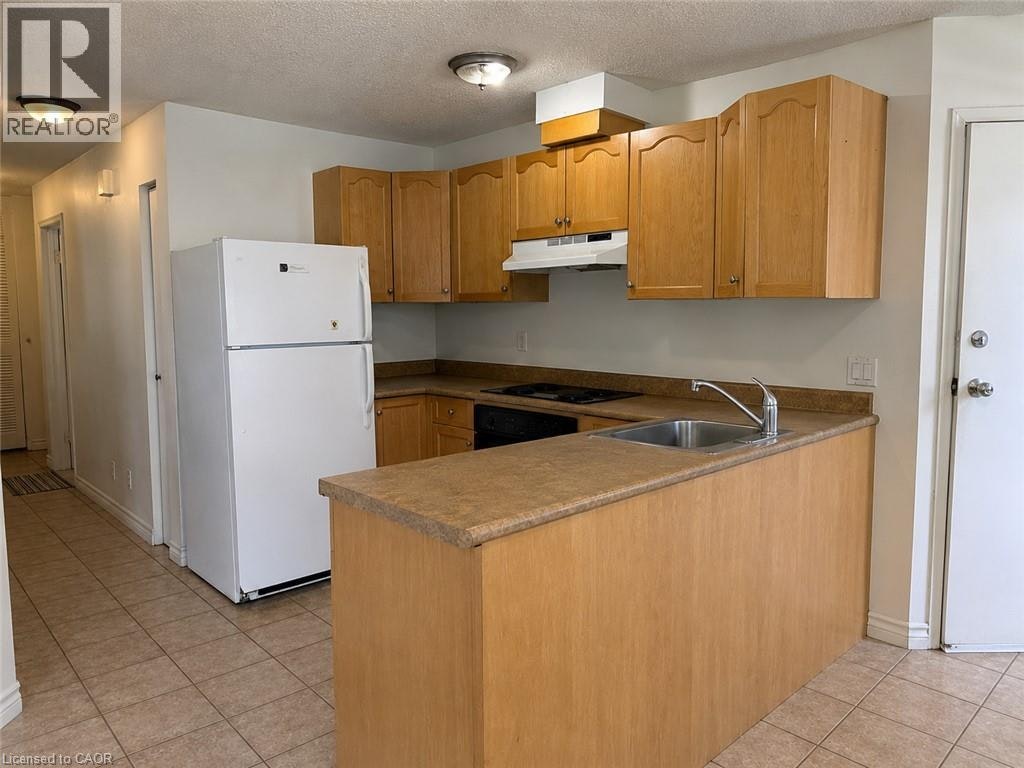 2-124 King Street N, Waterloo, ON, N2J 2X8 - 5