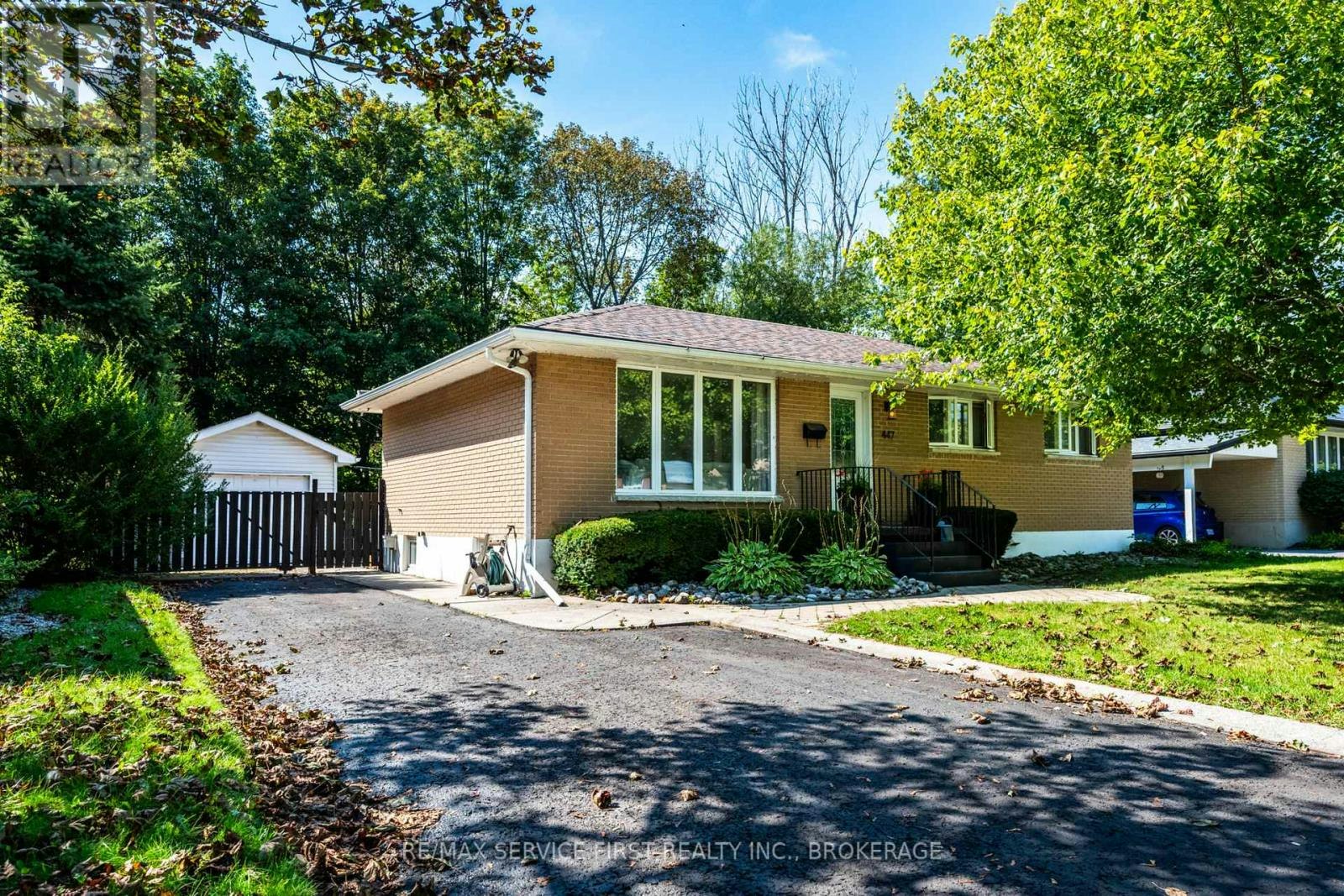 447 Mcewen Drive, Kingston, ON, K7M 3W6