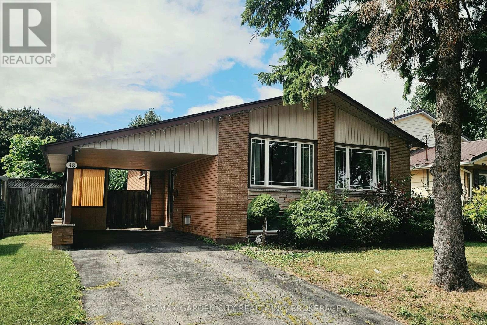 48 Manning Avenue, Hamilton, ON, L9A 3E7