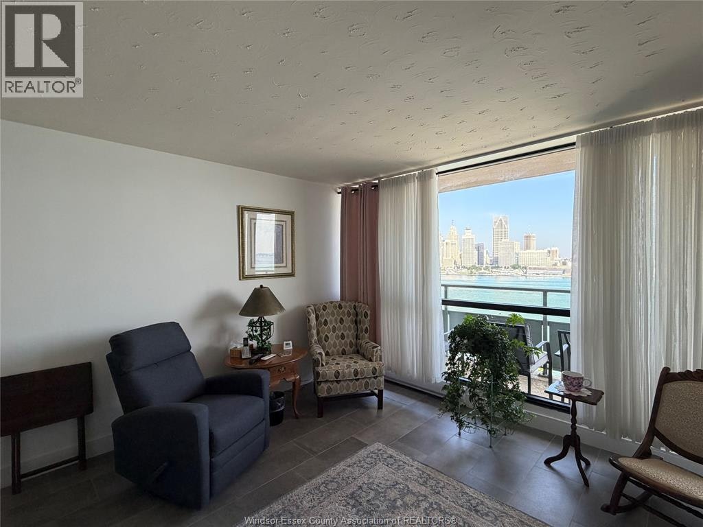 1415-111 Riverside Drive East, Windsor, ON, N9A 2S6 - 5