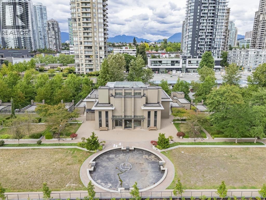 2501-2355 Madison Avenue, Burnaby, BC, V5C 0B3