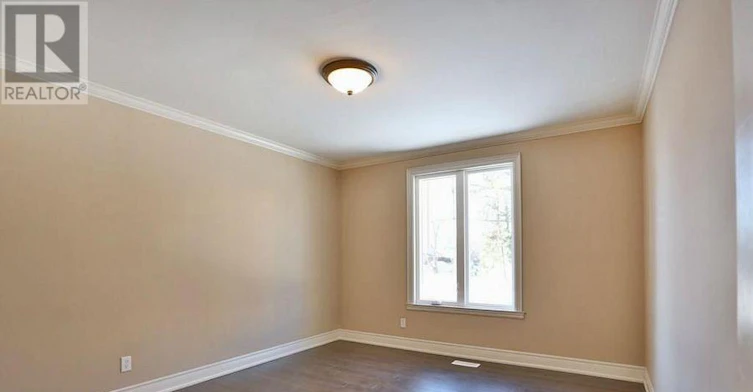 973 Falcon Boulevard N, Burlington, ON, L7T 3B8 - 2