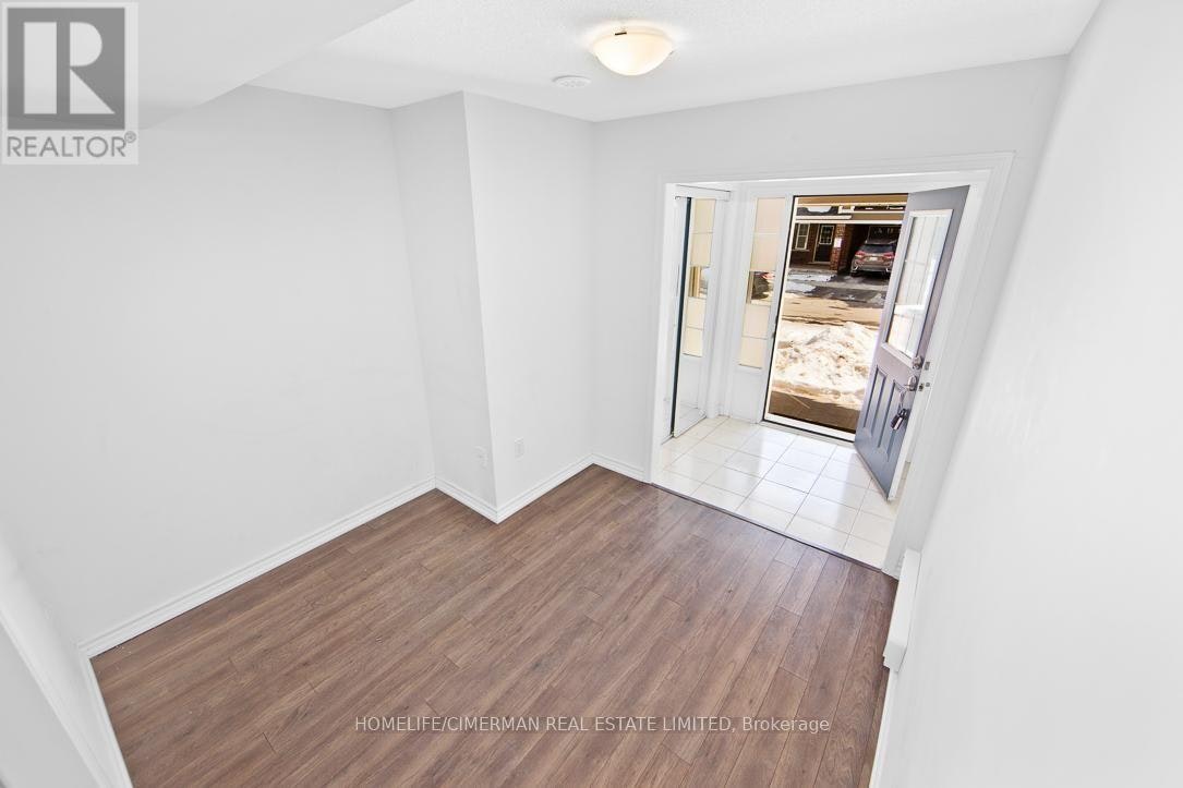 552 Buckeye Court, Milton, ON, L9E 1M2 - 3