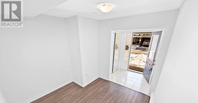 552 Buckeye Court, Milton, ON, L9E 1M2 - 3
