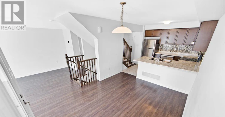 552 Buckeye Court, Milton, ON, L9E 1M2 - 7