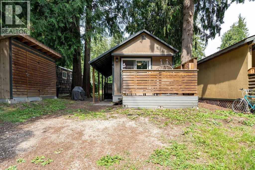 4-1079 Lundell Road, Revelstoke, BC, V0E 2S0