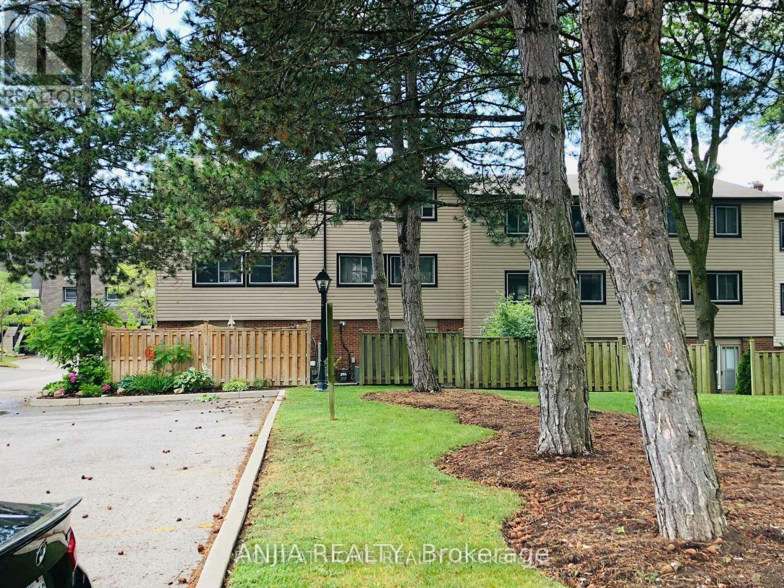 7 Purple Sageway, Toronto, ON, M2H 2Z6 - 37
