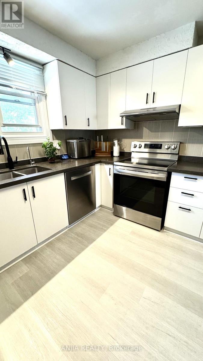 7 Purple Sageway, Toronto, ON, M2H 2Z6 - 16