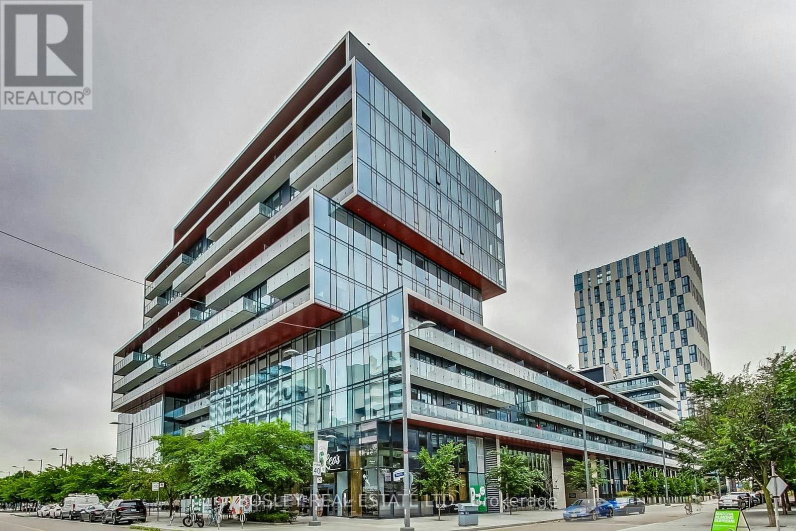 S 450-35 Rolling Mills Road, Toronto, ON, M5A 0V6