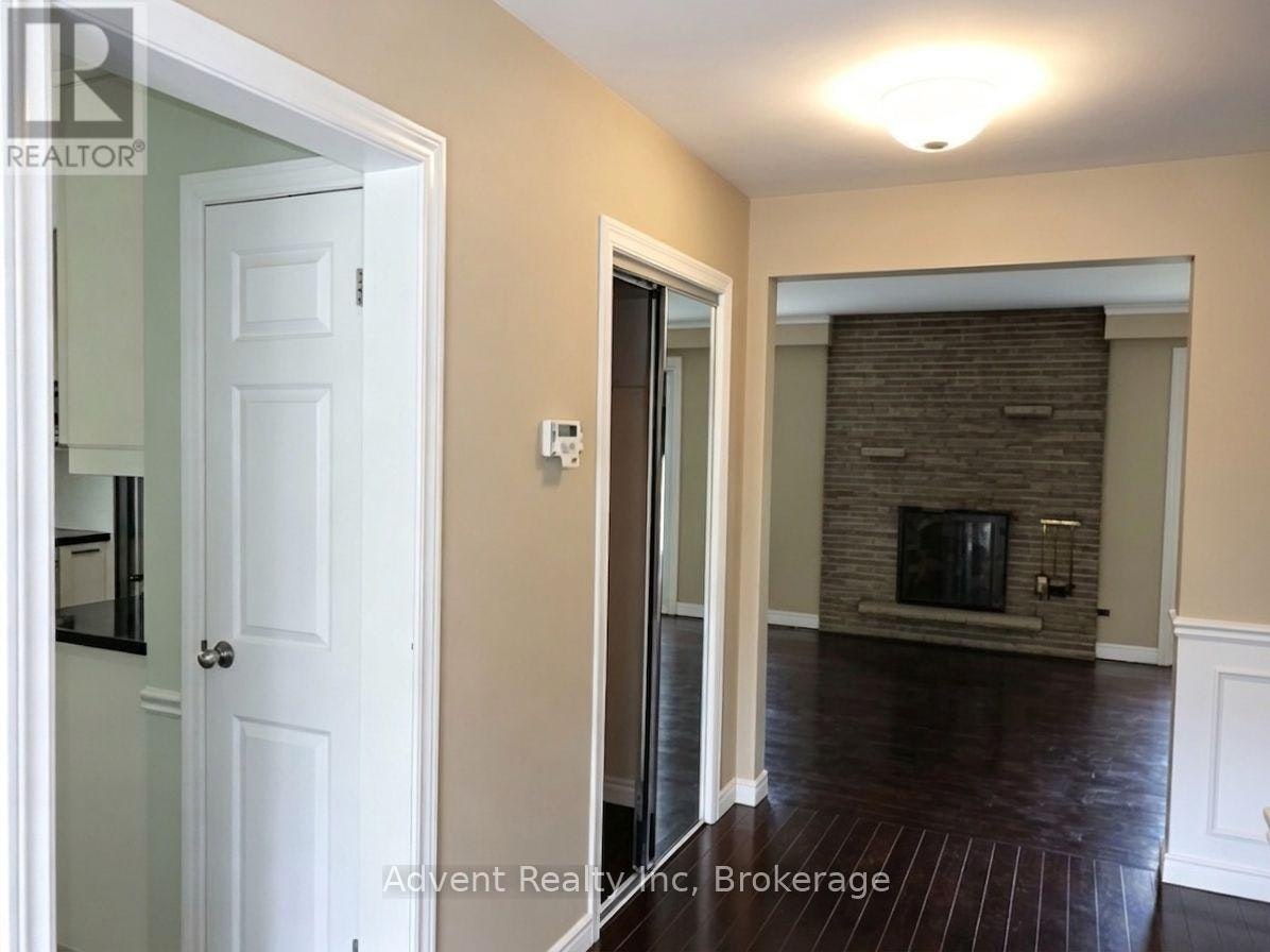 73 Overbank Crescent, Toronto, ON, M3A 1W1 - 6
